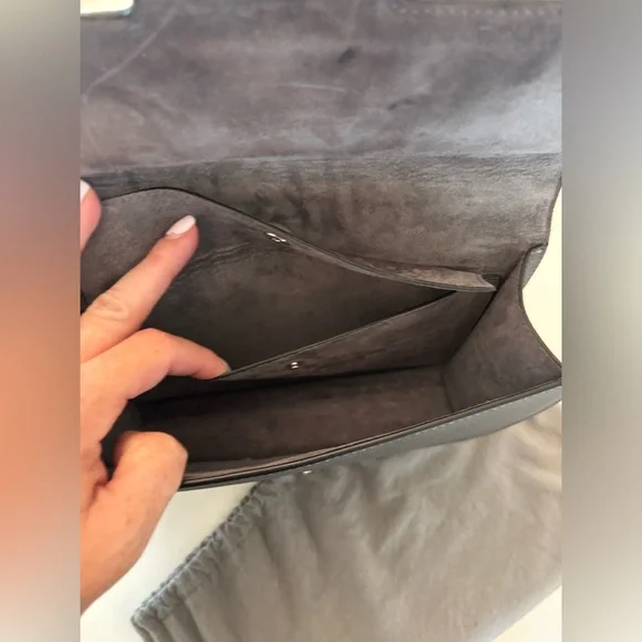 Alexander McQueen insignia purse - Picture 6 of 14